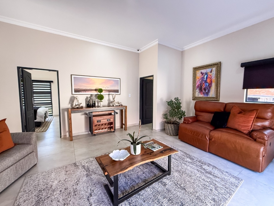 4 Bedroom Property for Sale in Meerhof North West